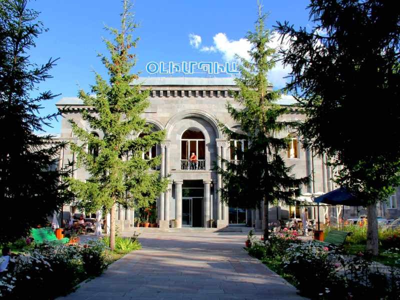 jermuk olympia hotel