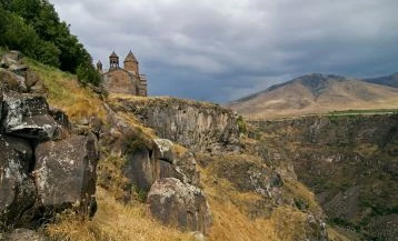 The Legend of Saghmosavank Monastery