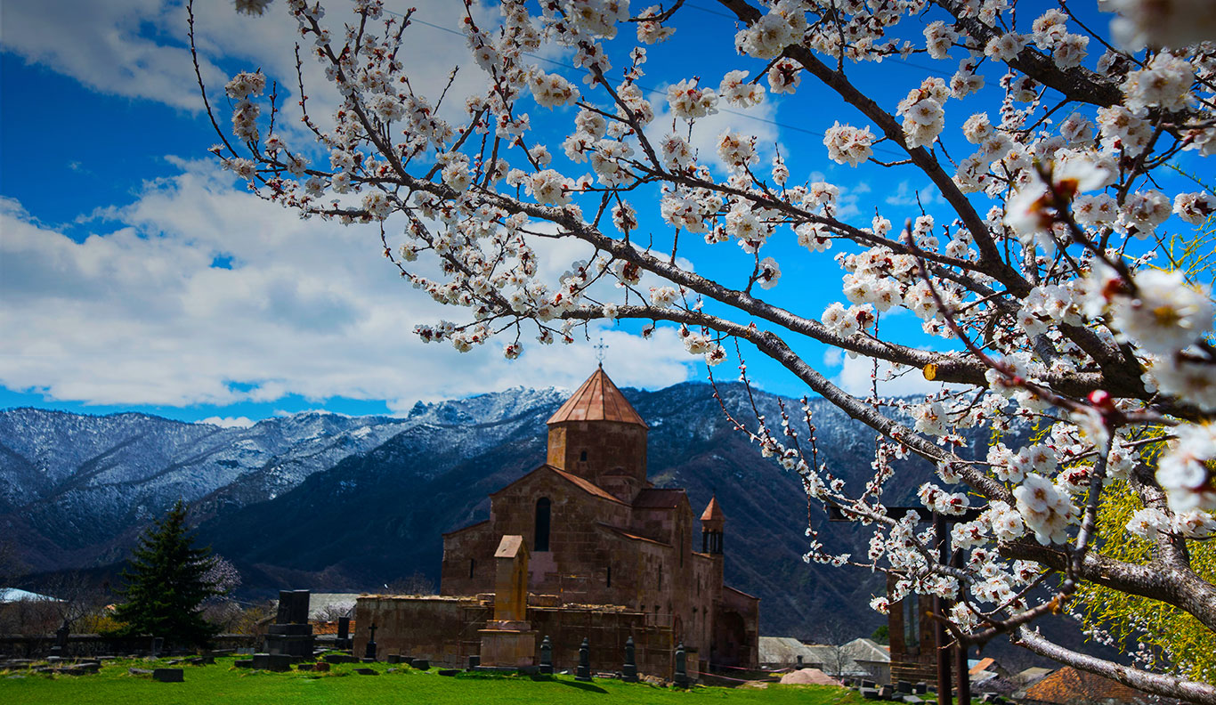Весна в горах Армении